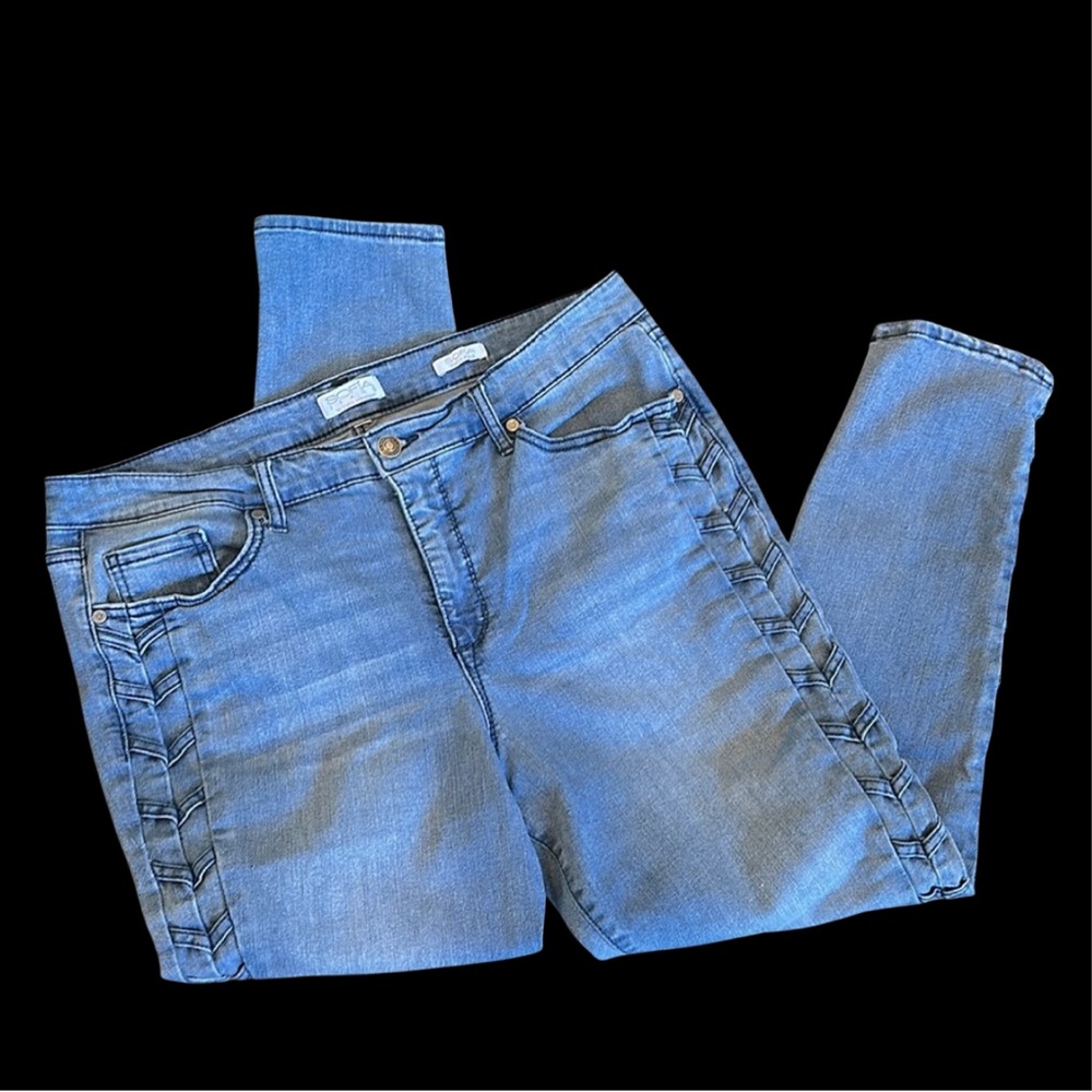 Y2K Sofia Skinny Ankle Jeans Sofia Vergara Classic Blue Medium-light Wash Womens